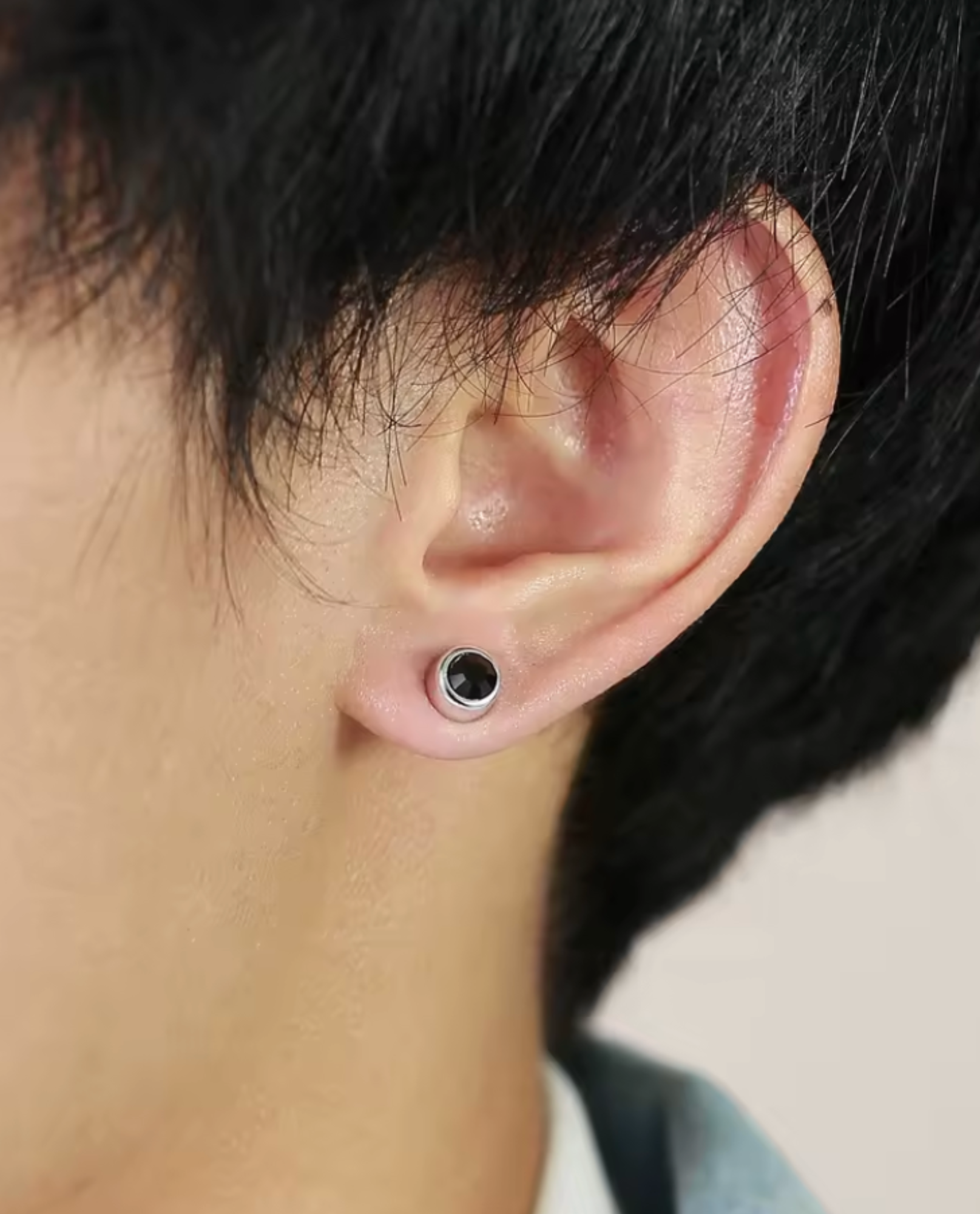 Atra Magnet Earring - Sølvfarvet
