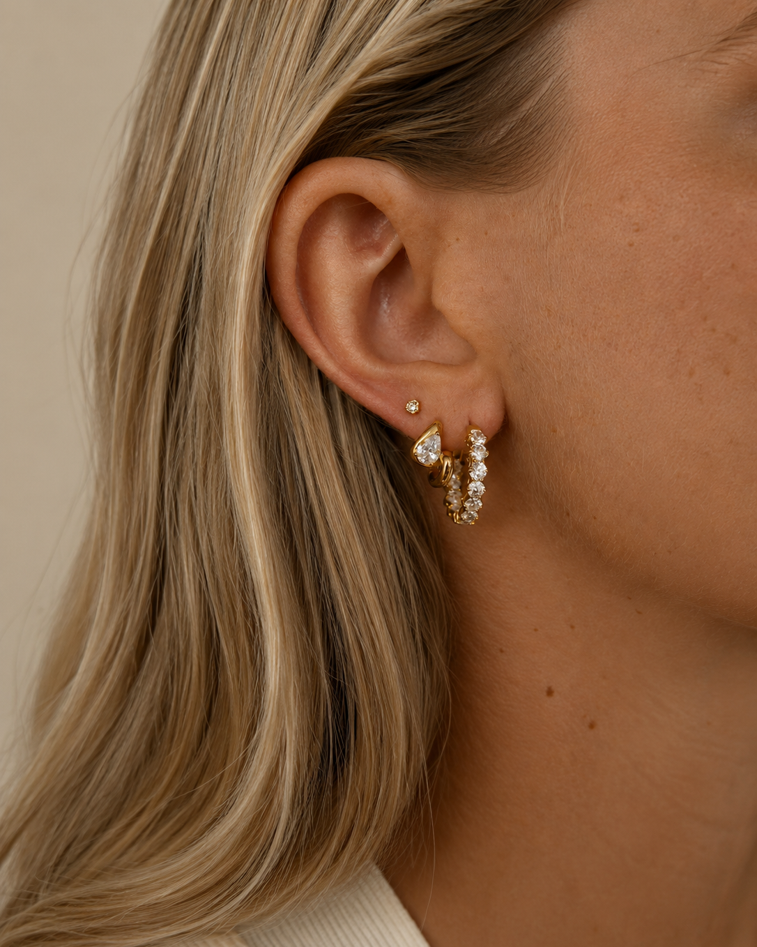 Liva Earrings - Forgyldt