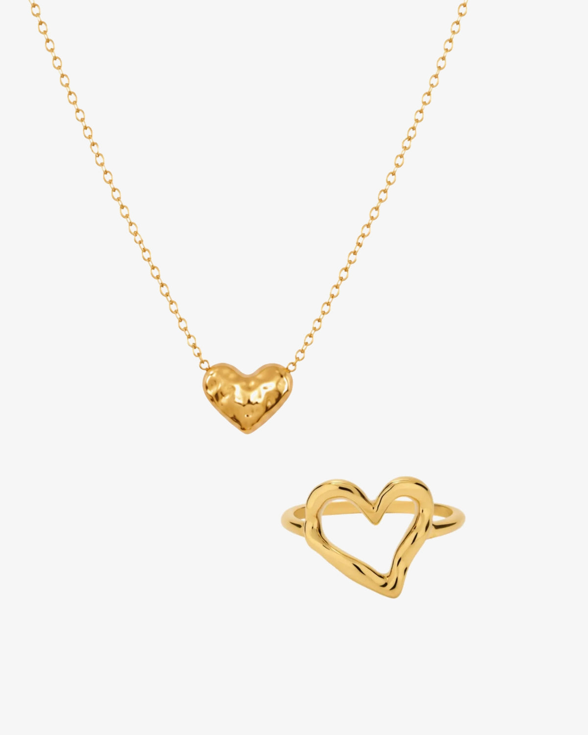 Love Necklace & Ring Gift Set i forgyldt stål – hjertehalskæde og hjertering