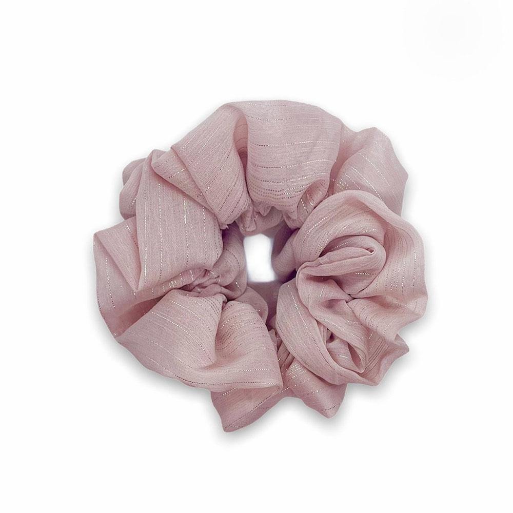 Ivy scrunchie is a must have in your accessory collection! It&#39;s an oversized scrunchie with shimmer which creates a puffy look in your hair. Use it in a messy bun or to spice up your ponytail.  